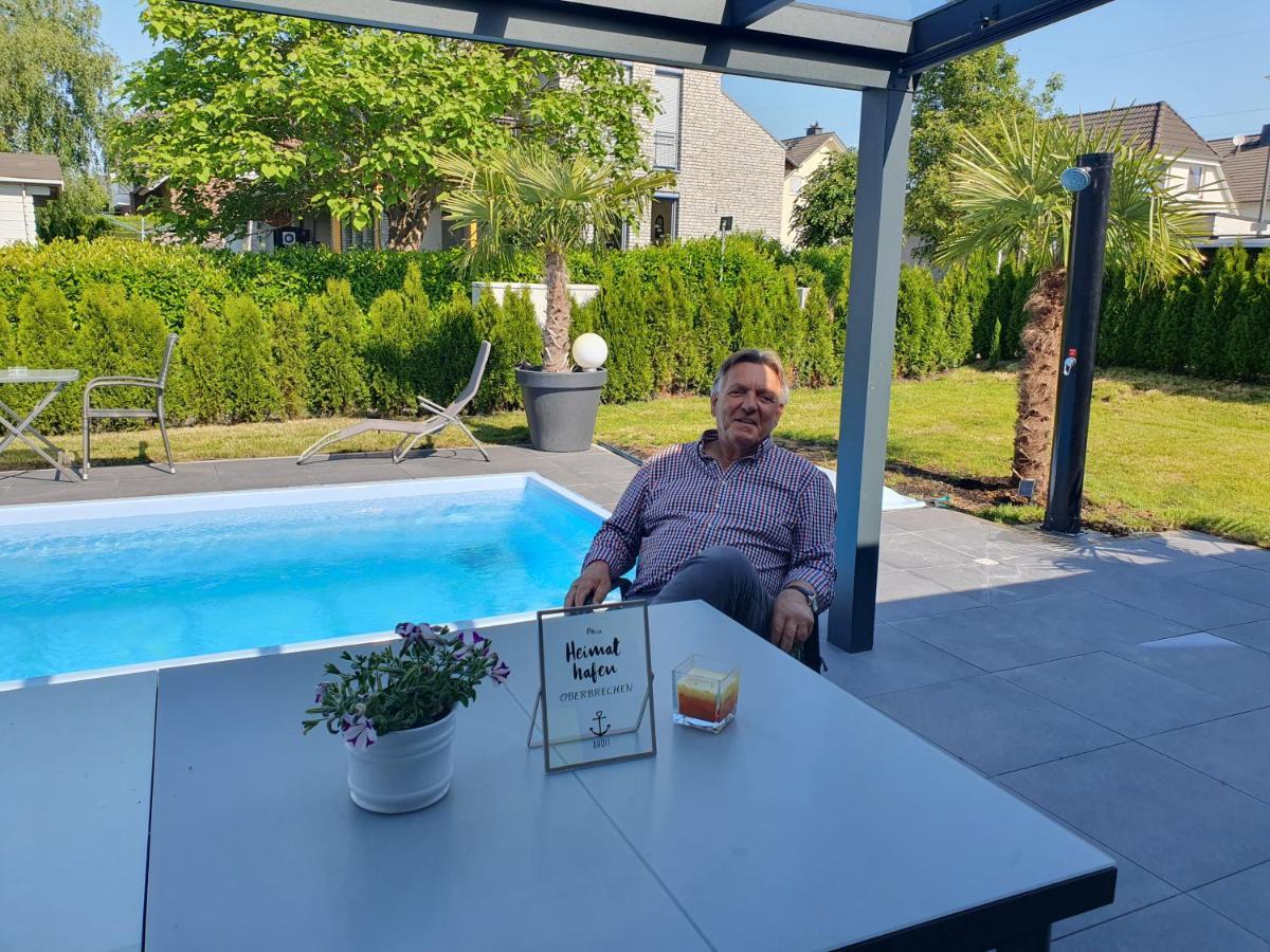 Grosszuegige Unterkunft Mit Terrasse Oberbrechen Bagian luar foto