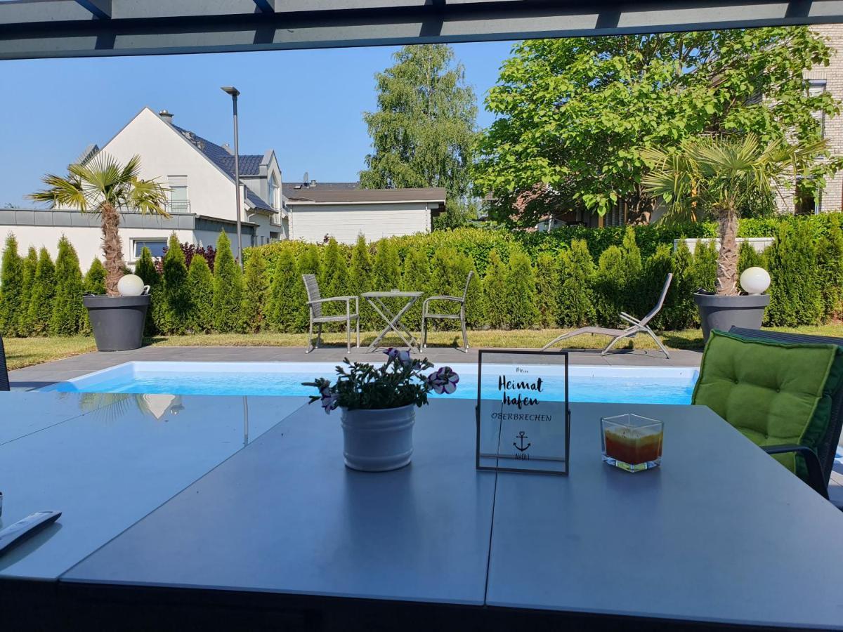 Grosszuegige Unterkunft Mit Terrasse Oberbrechen Bagian luar foto